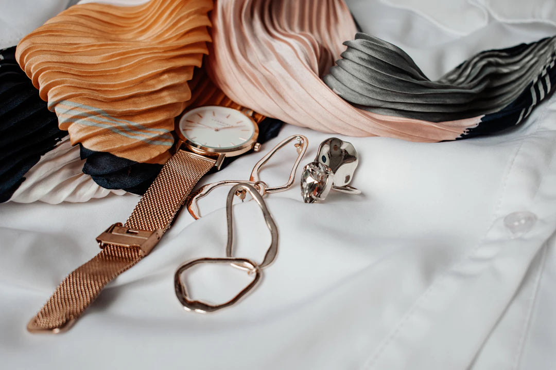 Créer un Lien entre Tradition et Modernité dans les Accessoires