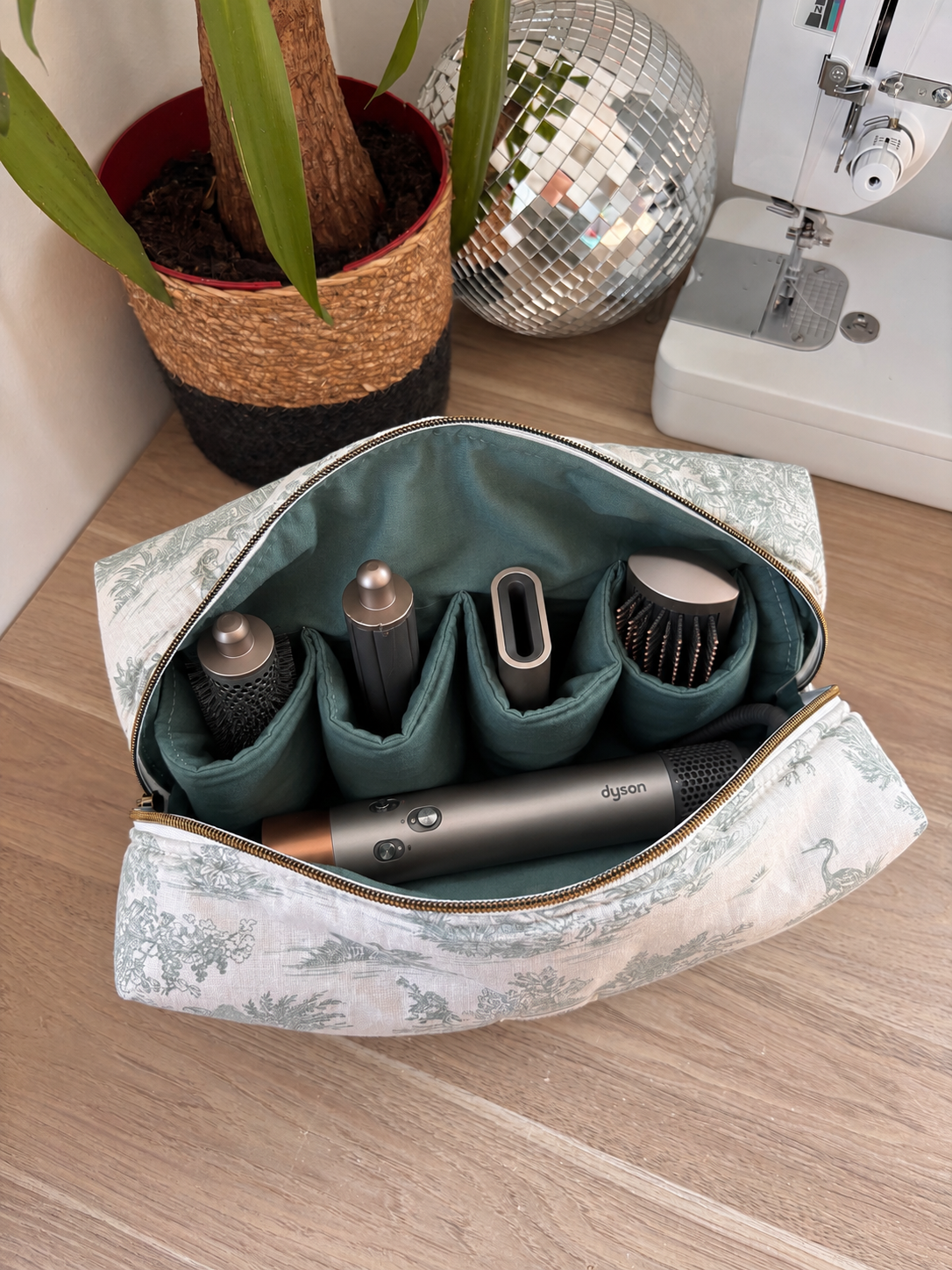 Trousse de voyage ROMY (Pré-commande)