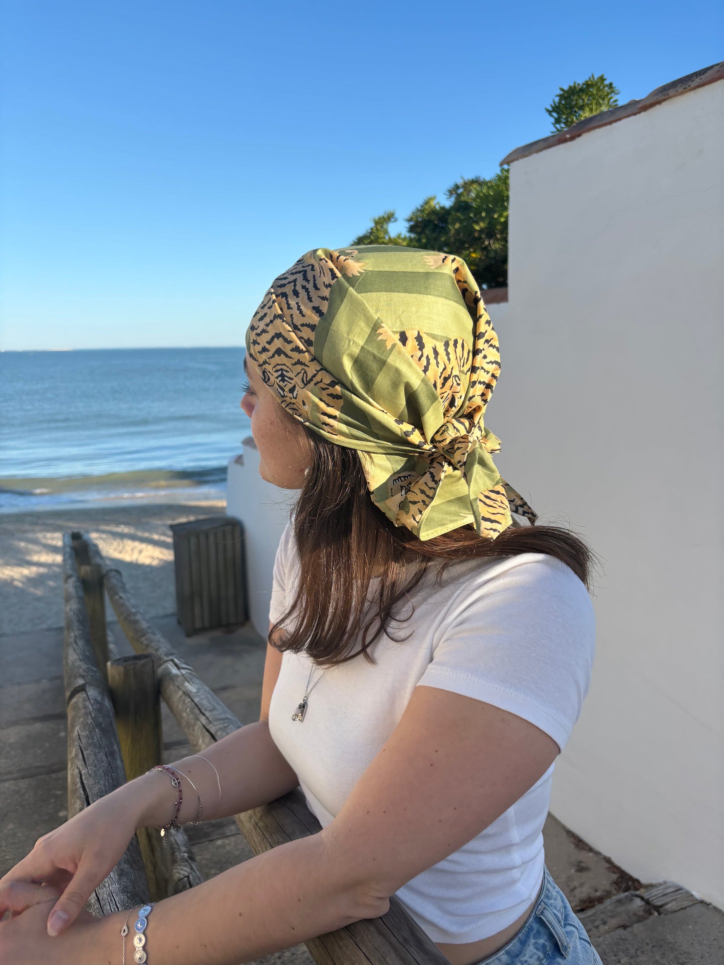 Foulard RÉ